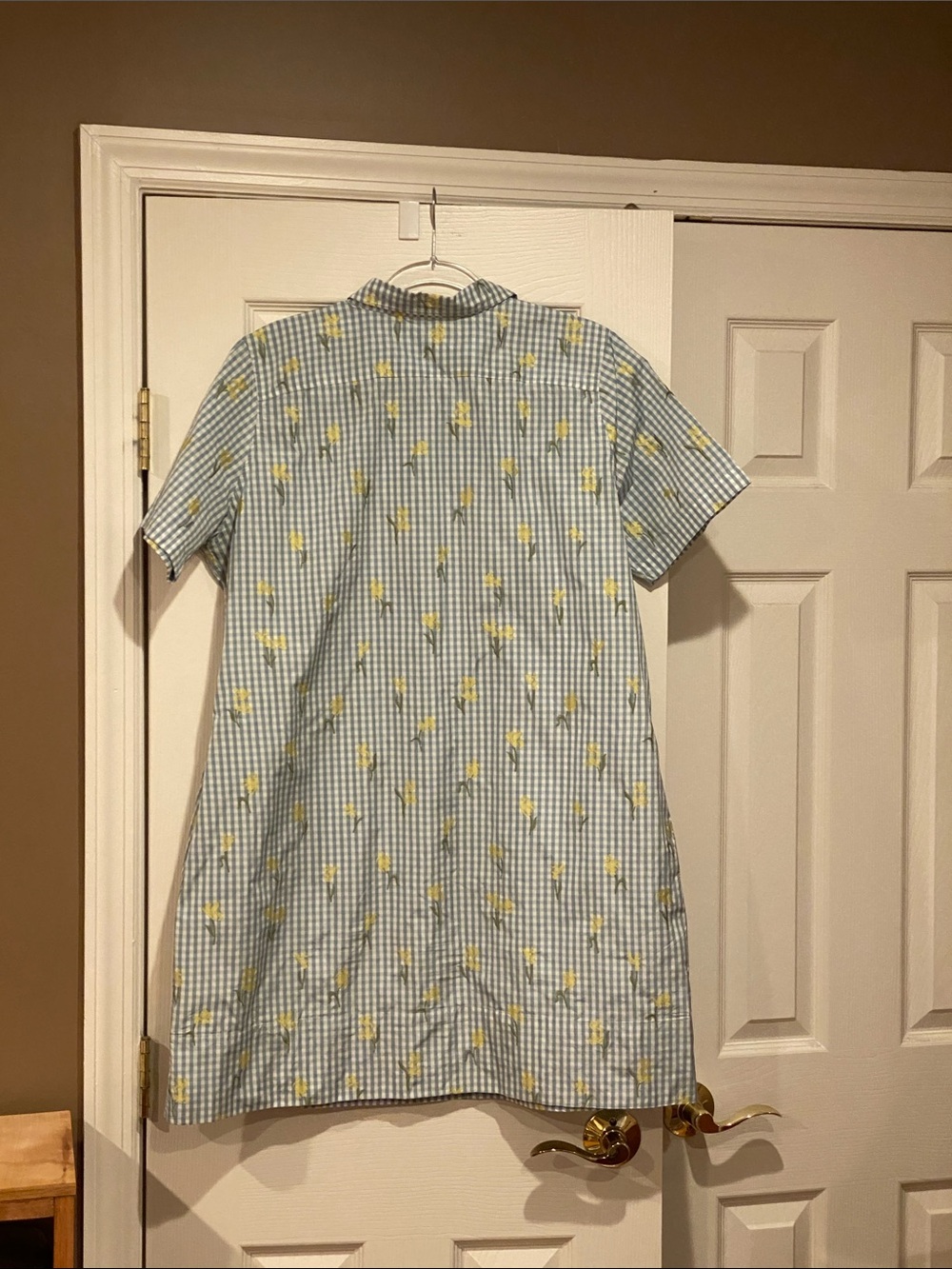 Ann Mashburn Blue Gingham Floral Popover Shirt Dress. - Picture 3 of 5